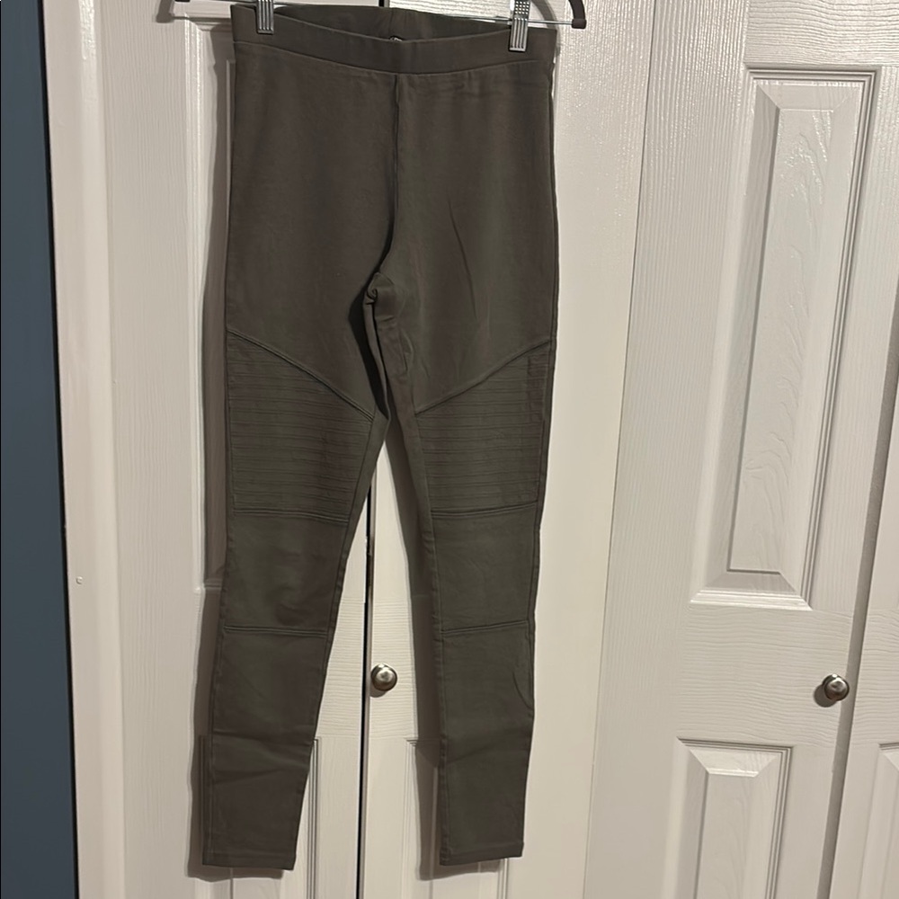 Express Olive Green leggings size XS NWOT